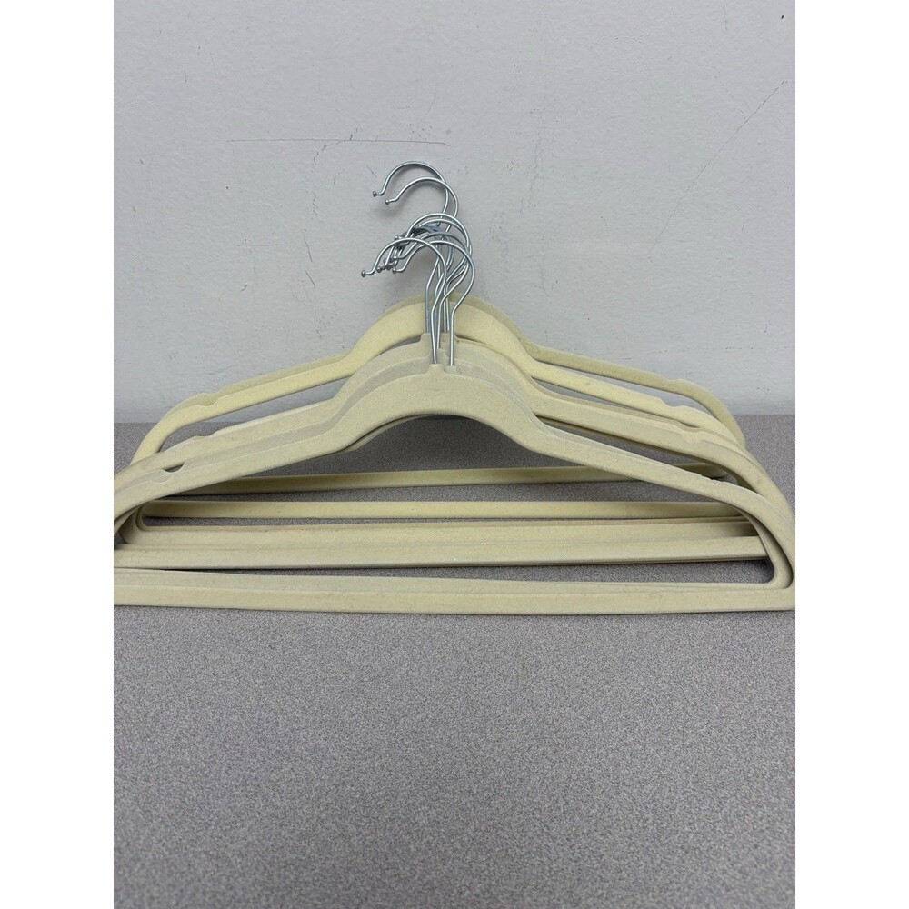Beige Velvet Hangers, Lot of 10 trouser Hangers, EXCELLENT CONDITION